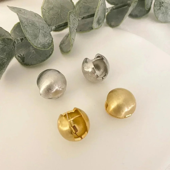 925 Sterling Silver Matte Ball Earrings Sphere Round Huggie Earrings - Picture 1 of 10